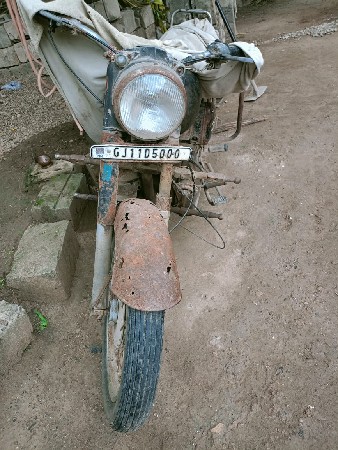ડિઝલ બુલેટ વેચવાનું છે