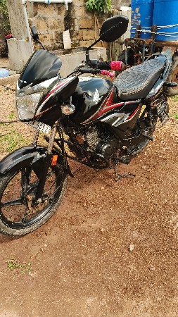વેચવાની છે