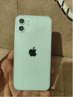 iPhone 12 વેચવાનો છે