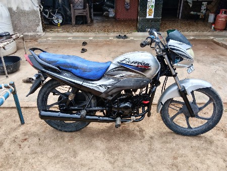ગાડી વેચવા ની છે