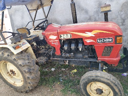 tractor vechvanu se