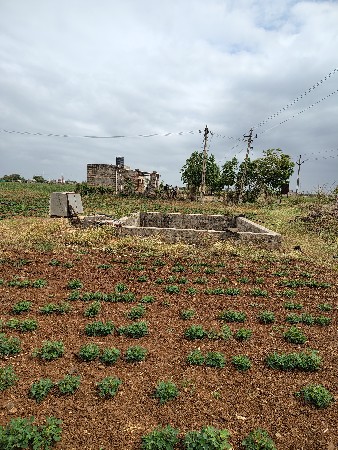 વેચવાની છે