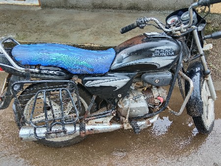 ગાડી વેચવાની છે