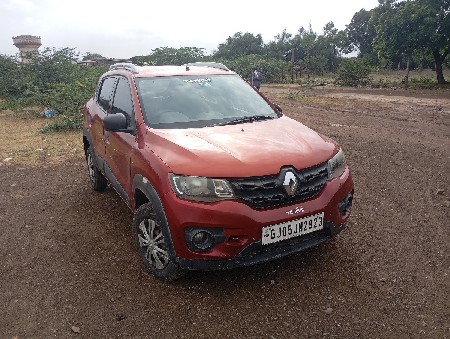 આ ગાડી વેચવાની છે