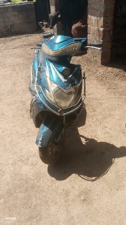 ઈ બાઈક વેચવાની છે 
બેટરી વારી ગાડી
