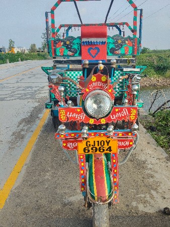 2011 નું મોડલ
