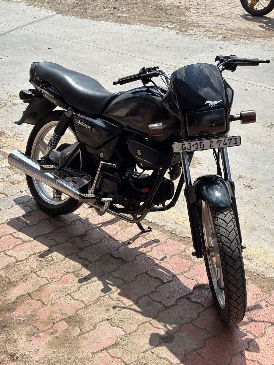 આ ટુ વ્હીલ વેચવાનું છે