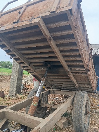 ટોલી વેચવાની છે
