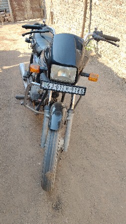 સ્પ્લેન્ડર ગાડી વેચવાની છે...