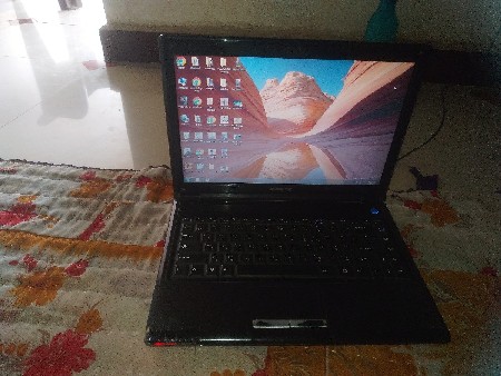 laptop વેચવા નું છે કિંમત 5000