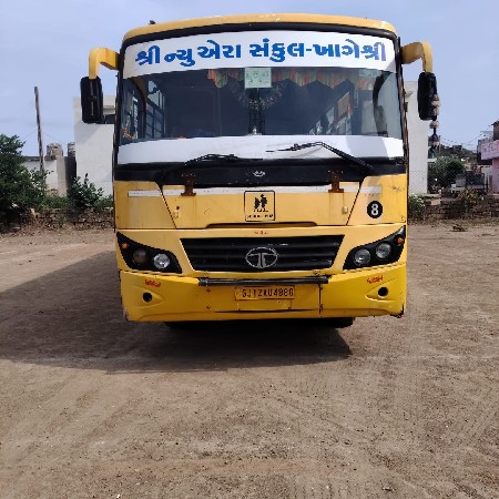 સ્કૂલ બસ વેચવાની છે