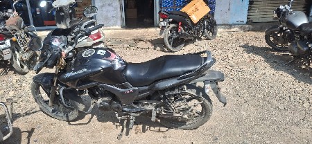 ટૂ વ્હીલર વેચવાનો છે