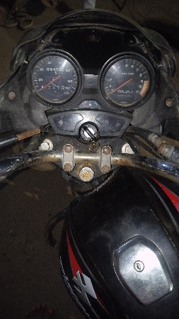 ગાડી વેચવાની છે