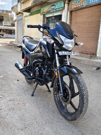 HONDA LIVO 110
