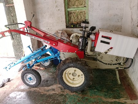 Power tiller વેહેચવાનુ છે