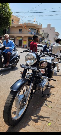 bullet vechvanu chhe