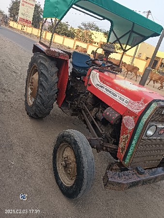 ટ્રેક્ટર વેસવાનુછે
