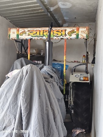 ટ્રેકટર ની સાઇડલી વેચવાની છે