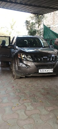 વેચવાની છે