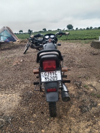 બાઈક વેચવાનું છે