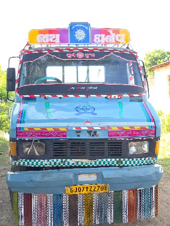 Tata 407