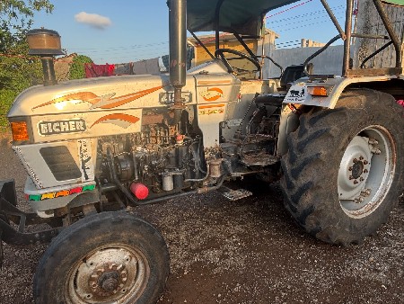 Eicher 485
