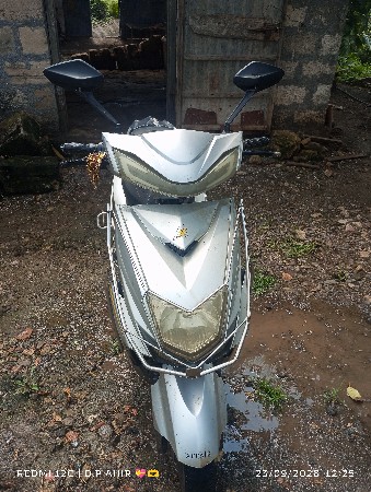 electric scooty