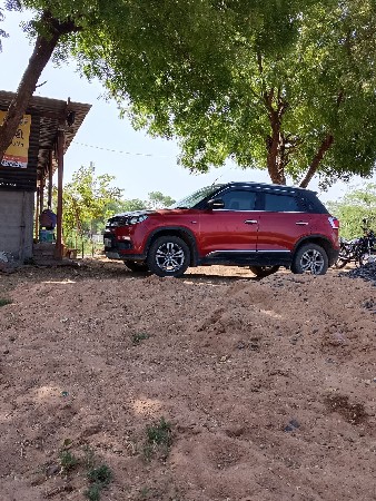 વેચવાની છે 
ફોર વ્હીલ