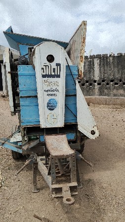ગીતા થ્રેસર