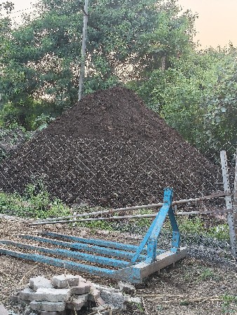 દેશી ખાતર વેચવાનું છે