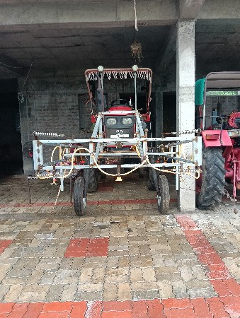 ખલી દવા છાંટવાનુ વેચવાનુ છે