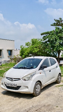 હ્યુન્ડાઈ eon cng car