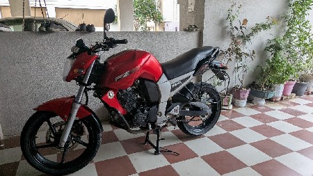 YAMAHA FZ 16