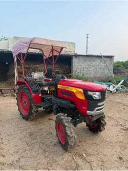 Mahindra jivo 225 4x4 
Model : 2025
Mo : 9925412153