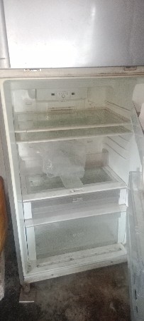 ફીઝ વેચવાનું છે