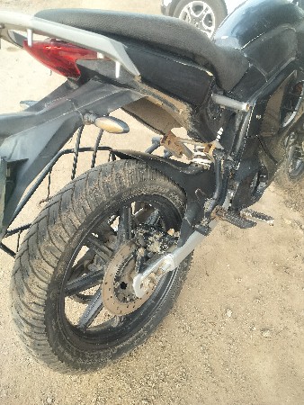 Revolt Rv400