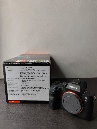 Sony Alpha ILCE-7M3K+FE 24-105mm F4