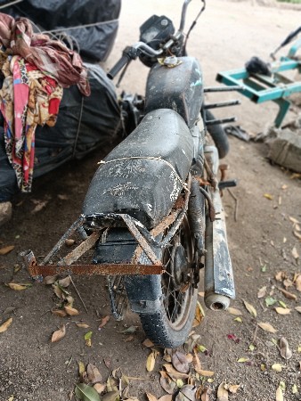 suzuki  પંપ સાથે વેચવાની છે