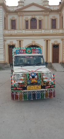 બોલેરો વેચવાનો છે