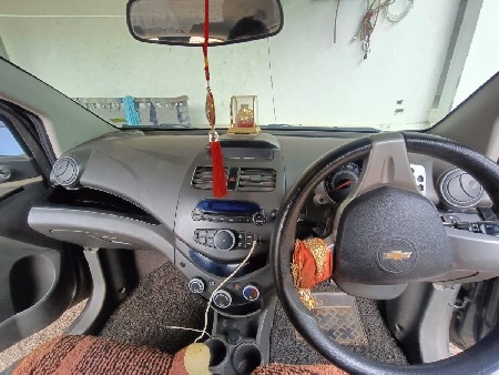 ફોરવીલ વેચવાની છે