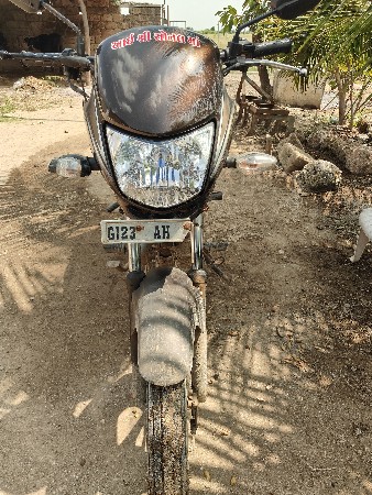 ગાડી વેચવાની છે