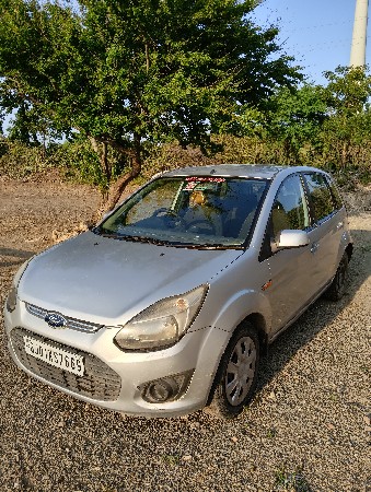 FORD FIGO વેચવા ની છે