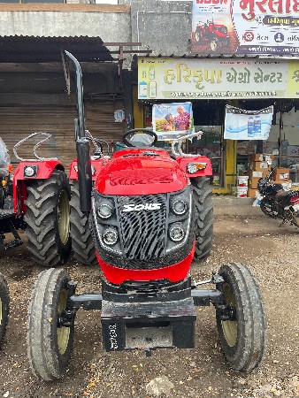 Solis tractor