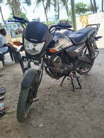 સીડી 110. 2017 નું મોડલ