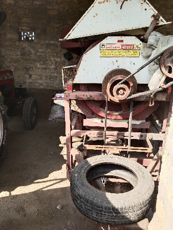 થ્રેસર વેચવાનું છે