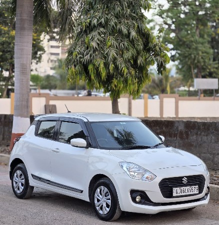 SWIFT ગાડી વેચવાની છે