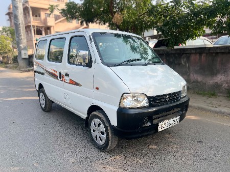 Maruti uti Suzuki Eeco