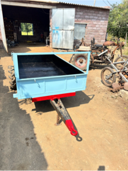 મીની ટોલી વેચવાની છે