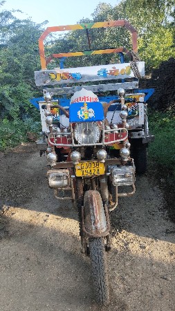 રીક્ષા વેચવાની છે