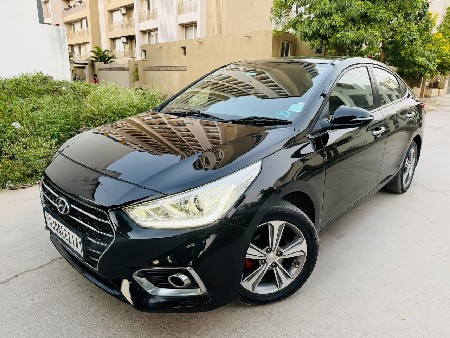verna 1.6 ગાડી વેચવાની છે